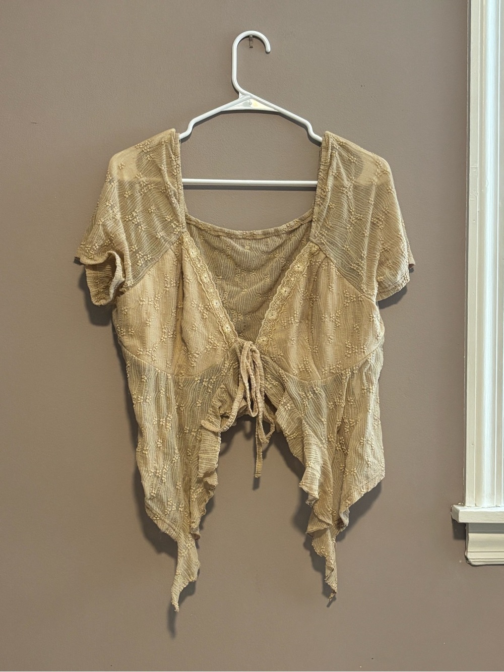 Shein’s Beige Tie-Front Short Sleeve Women's Top